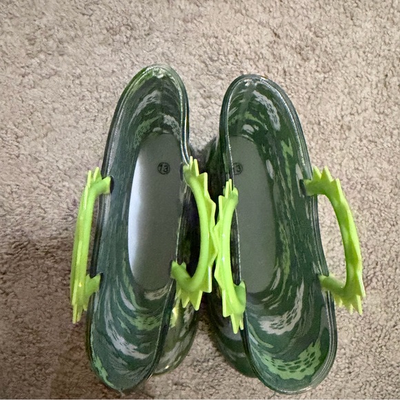 Light Up, Dinosaur Print Kids Rain Boots Size 13 - Picture 5 of 8